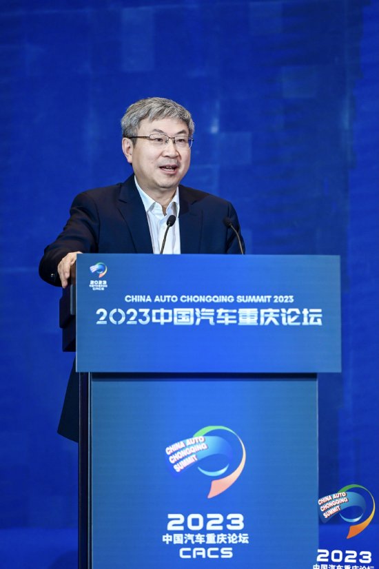 尹同跃：34岁起被奇瑞的第一任董事长詹夏来反复教育，少说多干、不许吹牛
