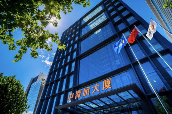 “双面”唐双宁